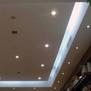 L'illuminazione ideale per la casa e il negozio!! La luce è fondamentale per ogni ambiente.